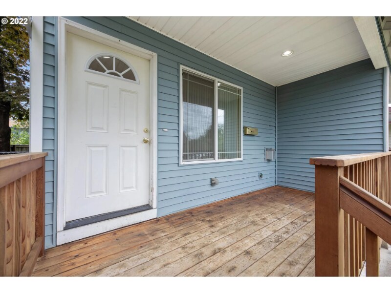 Building Photo - 3552 SE 66th Ave