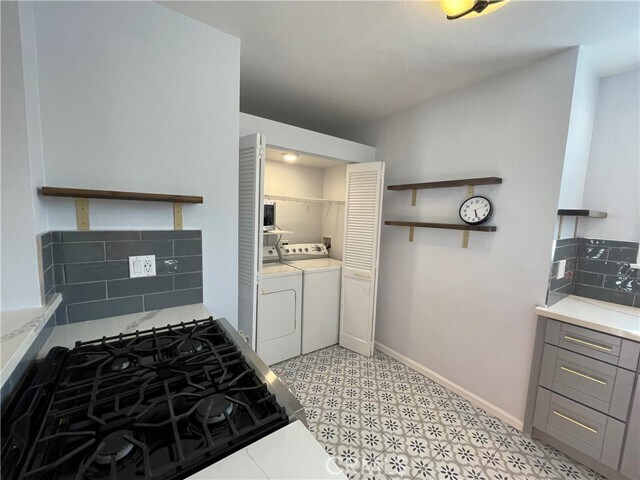 Building Photo - 4447 E 14th St