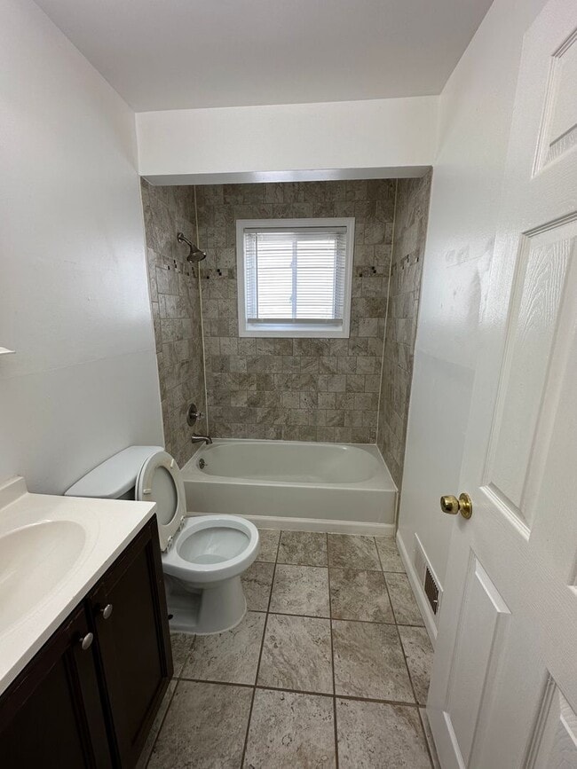 Building Photo - 24332 Bolam Ave