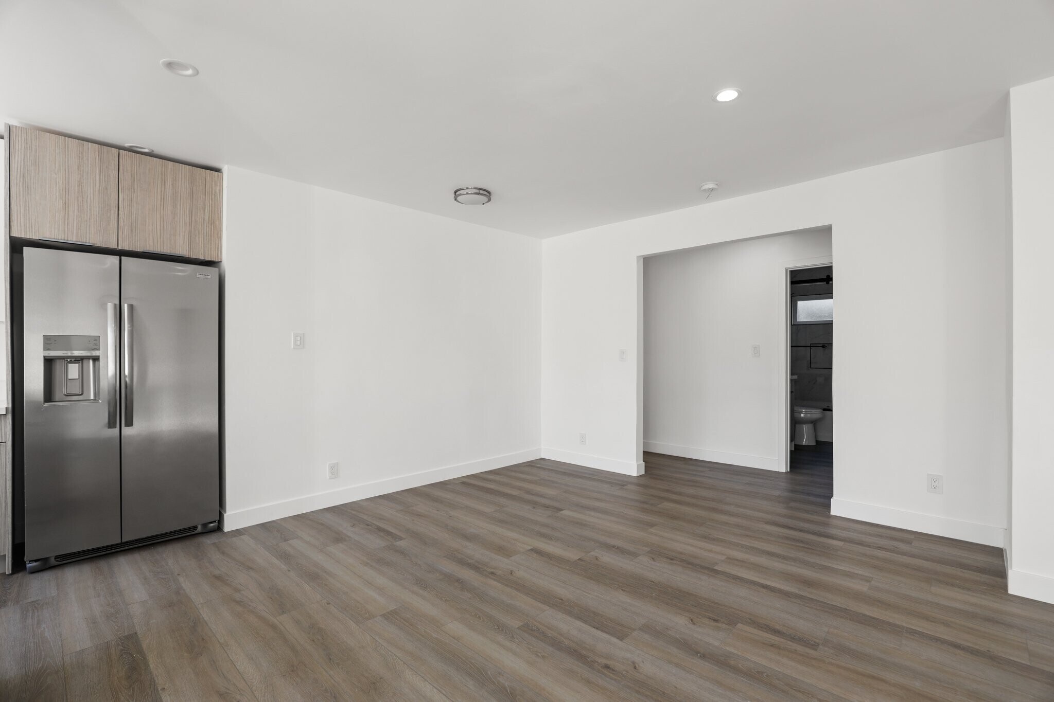 Building Photo - 8777 Cadillac Ave