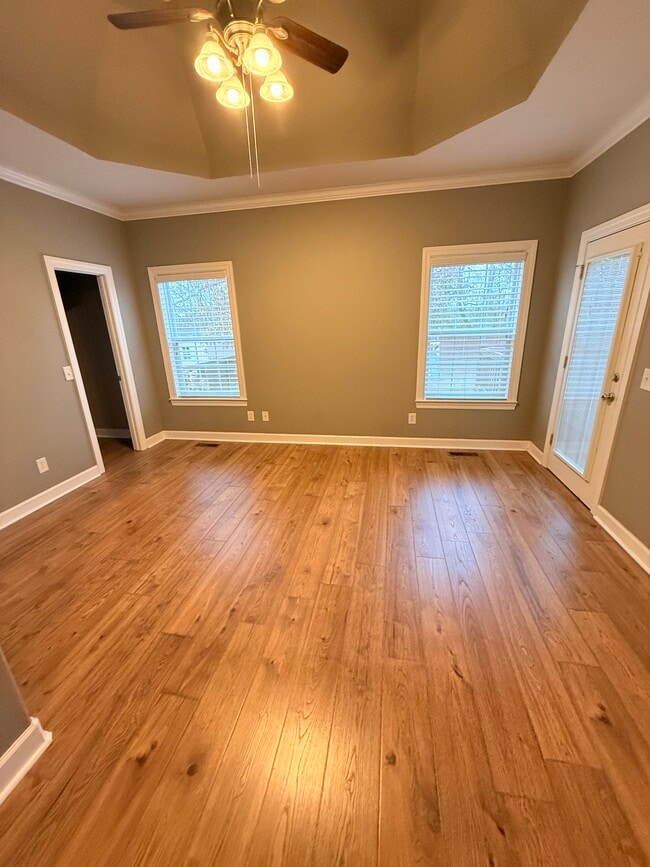 Building Photo - 129 Thoroughbred Way