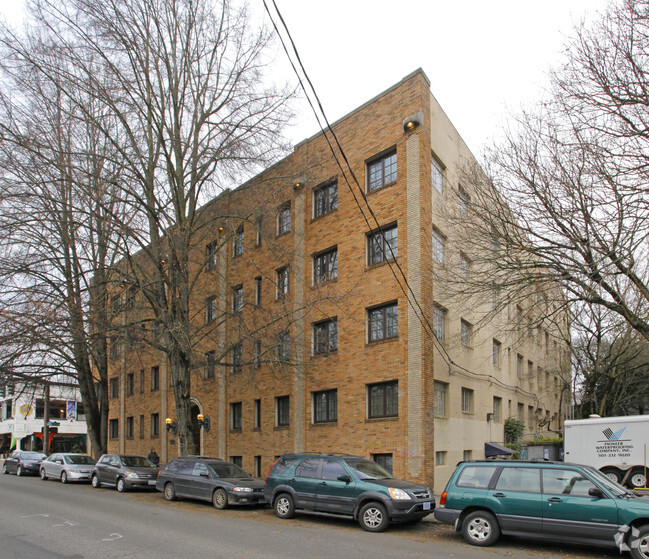 Primary Photo - Metropolitan Apartments