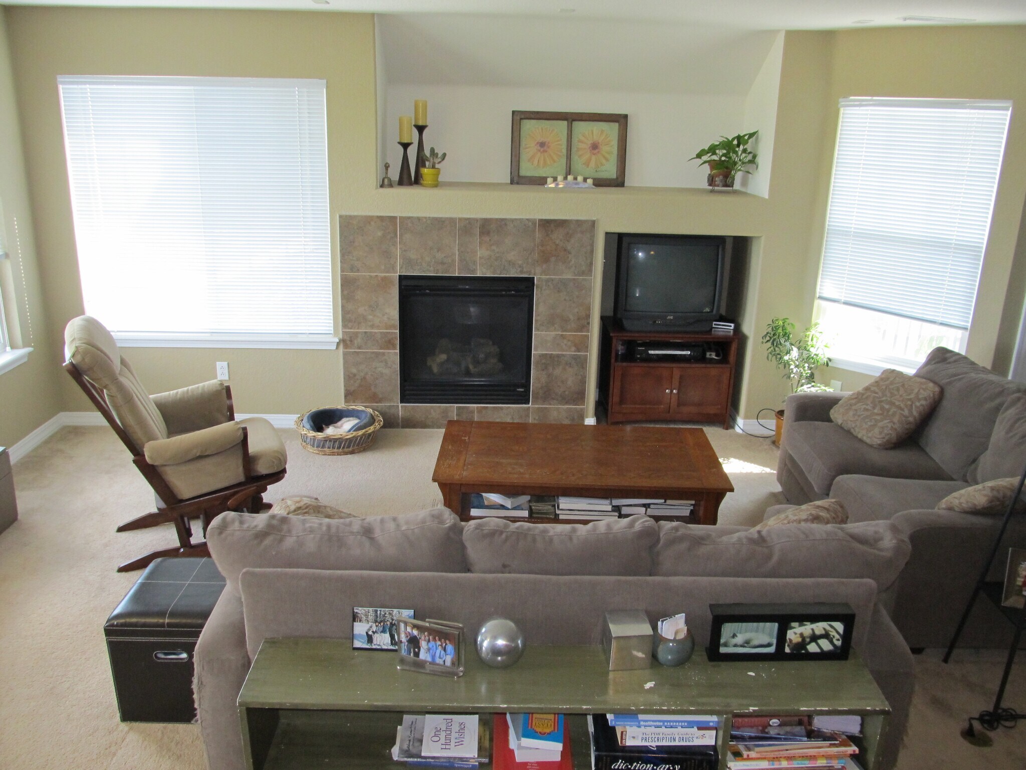 living room - 14300 Waterside Ln
