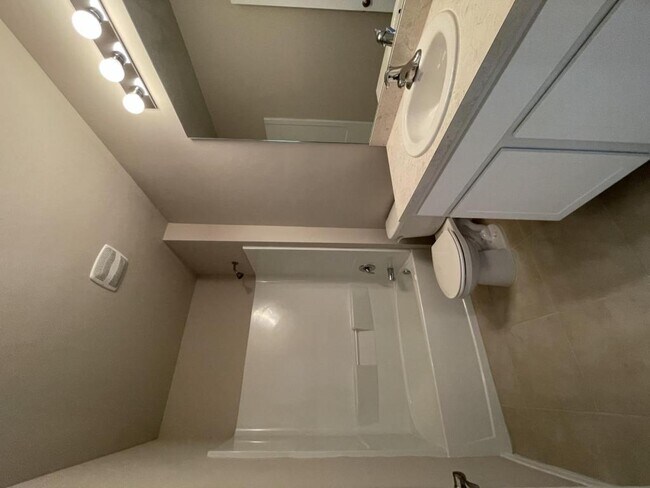 Building Photo - 3152 Cozumel Ct