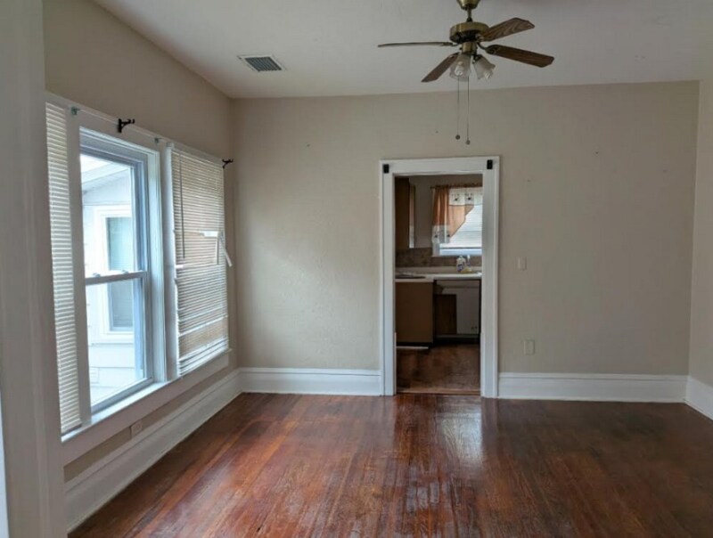 Building Photo - 1008 Lake Ave