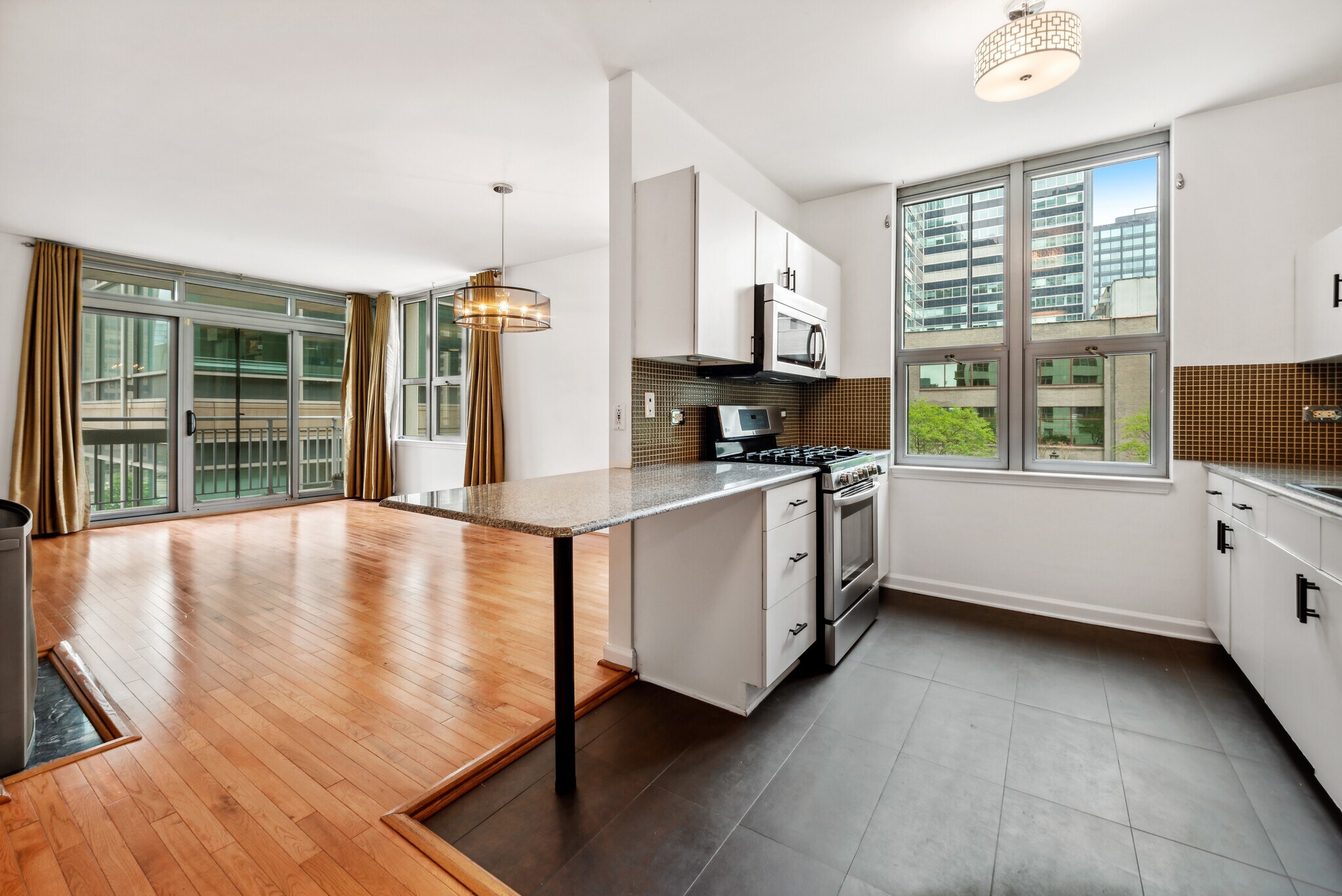 Building Photo - 125 S Jefferson St