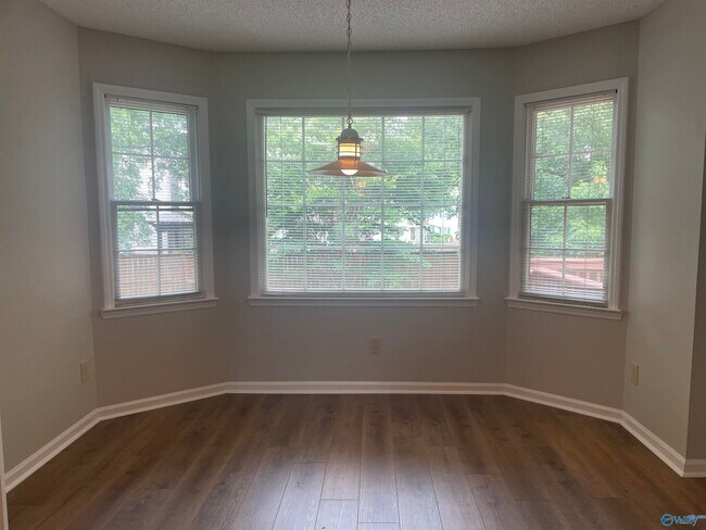 Building Photo - 208 Merganser Blvd