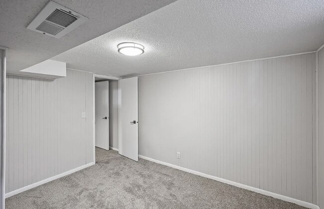 Basement bedroom - 2907 115th Ave NW