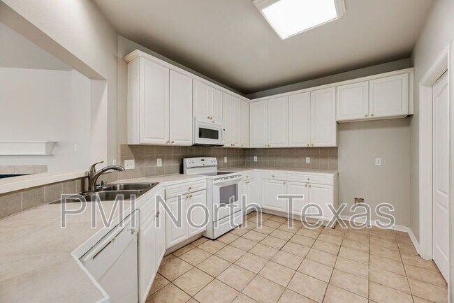 Building Photo - 11632 Lenox Ln