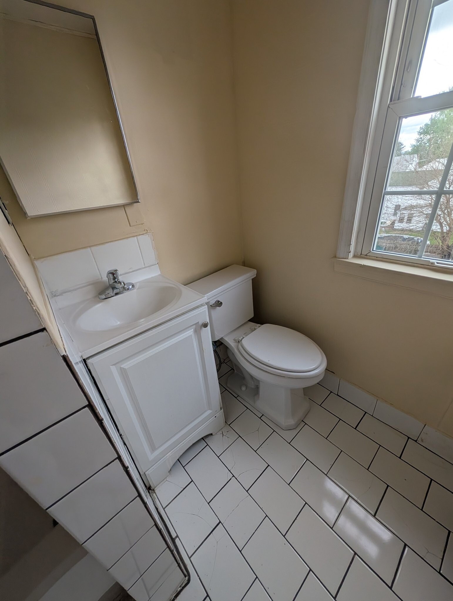 Building Photo - 228 Blackman St