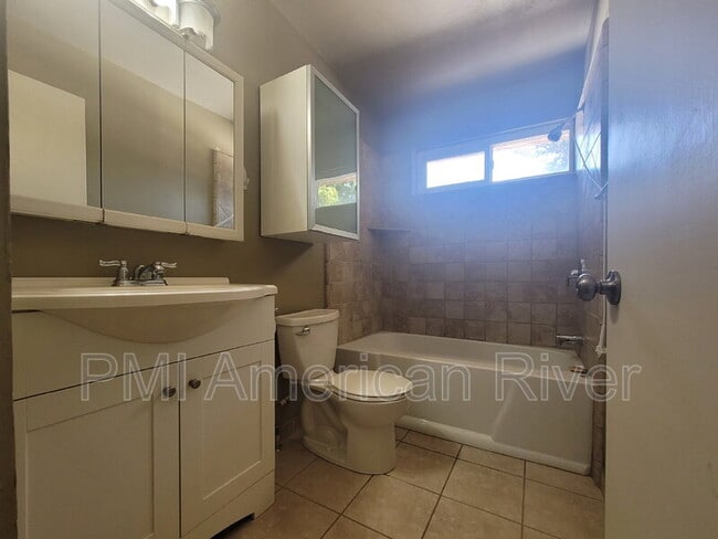 Building Photo - 8800 Sawtelle Way
