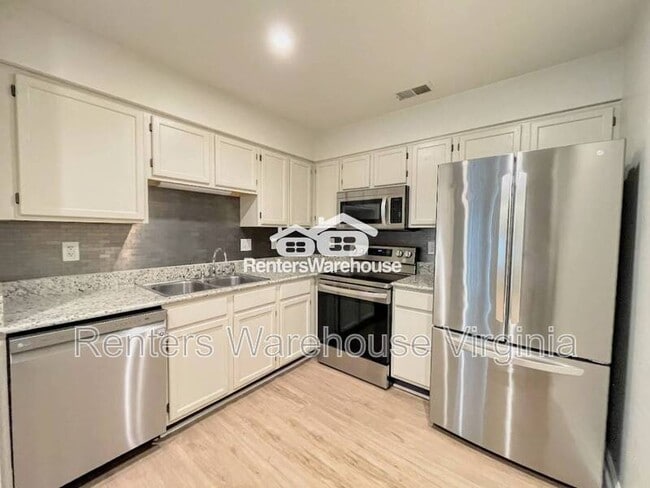 Building Photo - 1305 Quail Creek Hollow