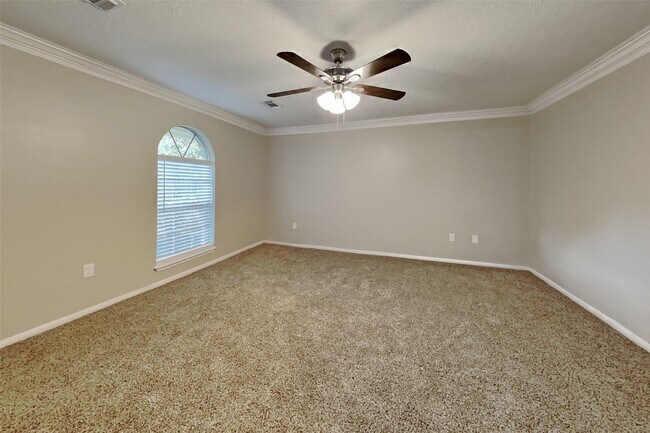 Building Photo - 5307 Summerfield Ln