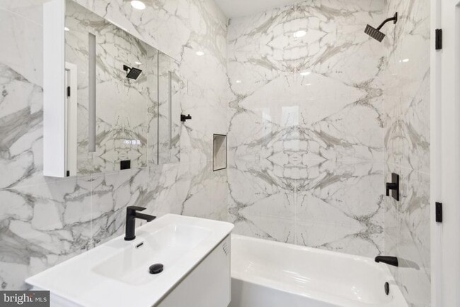 Building Photo - 4145 W Girard Ave