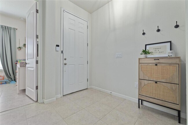 Building Photo - 13124 Rain Lily Dr
