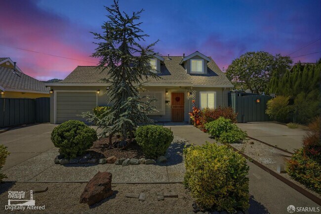 Building Photo - 5880 Olinda Rd