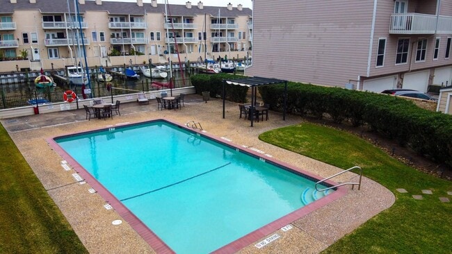 Building Photo - 4747 E NASA Pkwy