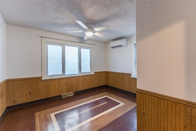 Building Photo - 9578 Vestal Pkwy W