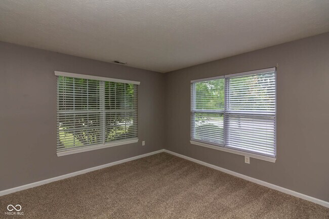 Building Photo - 7646 Sand Run Ct