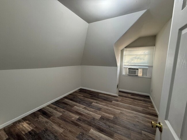 Building Photo - 329-1 Lexington Ave – 2 Bedroom Duplex wit...