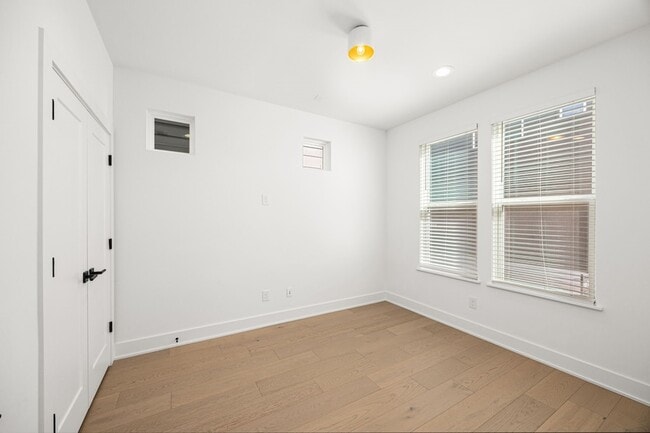 Building Photo - 1312 Heslep St