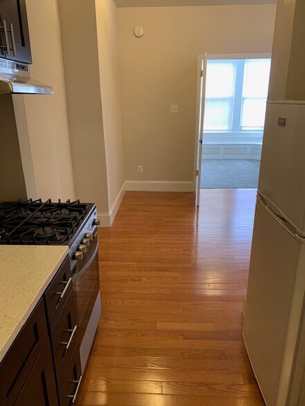 Building Photo - 4014 Spruce St