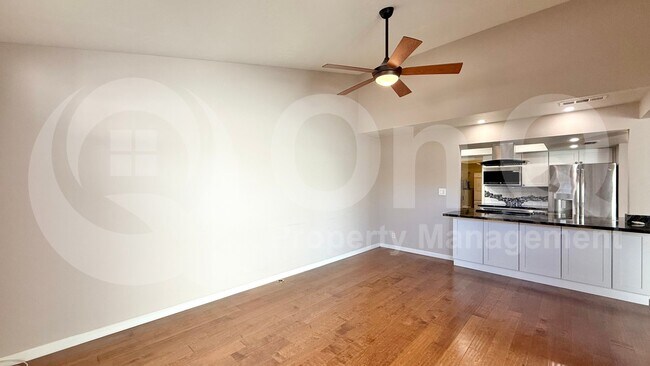 Building Photo - 5601 N 79th St