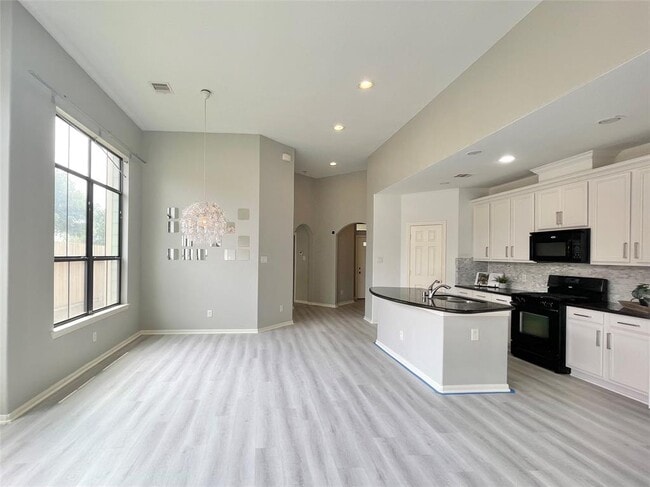 Building Photo - 3625 Standing Rock Dr