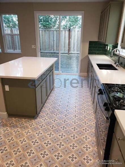 Building Photo - 1808 Stetson Cir