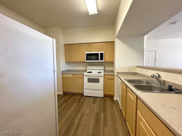 Building Photo - 6955 N Durango Dr