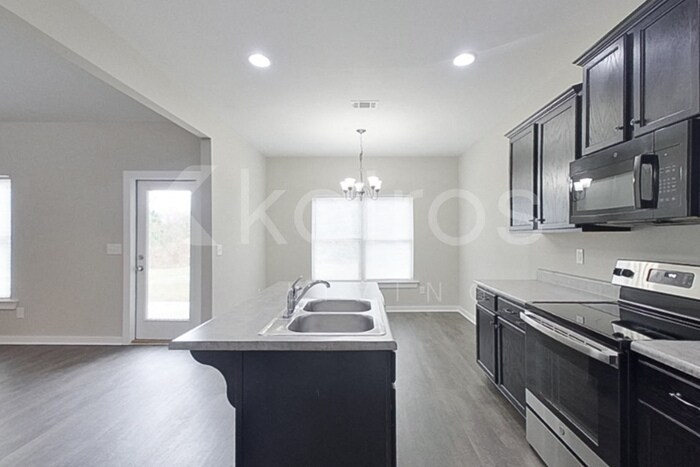 Building Photo - 14647 Griffin St