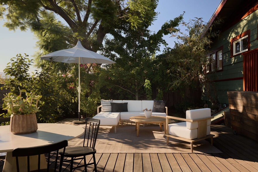 Building Photo - 2606 W Ave 30