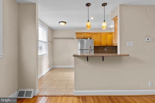 Building Photo - 4313 Deerpath Ln