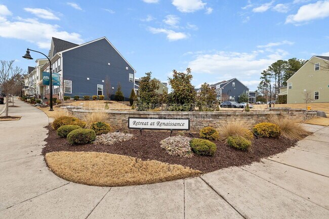 Building Photo - 410 Triumph Ln