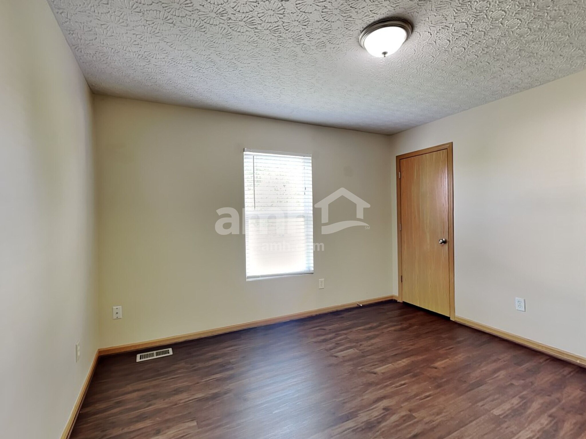 Building Photo - 113 Merriston Cir