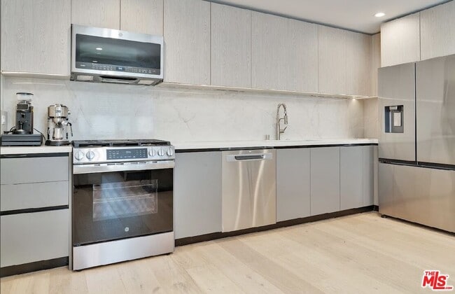 Building Photo - 8261 1st St