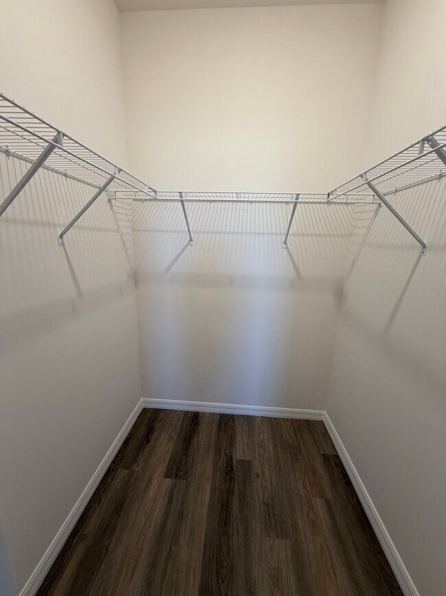 Building Photo - 16077 Badalona Dr