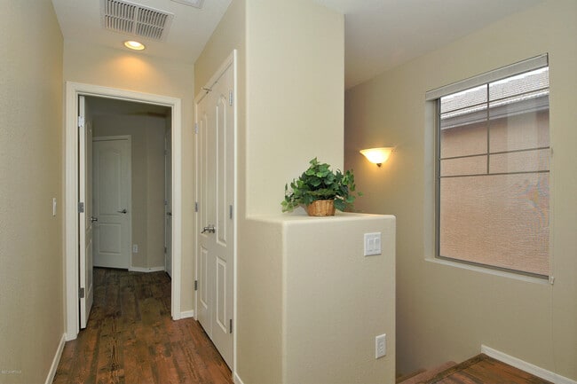 Building Photo - 4351 E Selena Dr