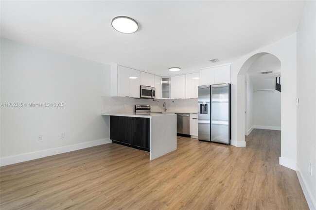 Building Photo - 8658 SW 159th Ct