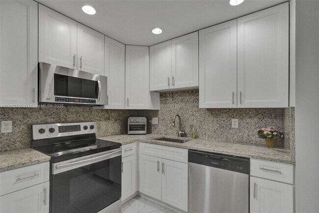 Primary Photo - 4821 NW 22nd Ct