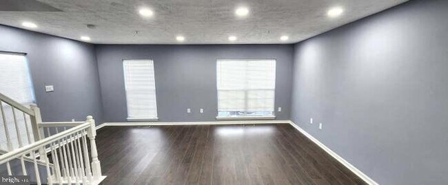 Building Photo - 12346 Sweetbriar Pl