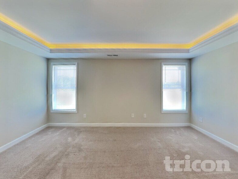 Building Photo - 94 Hazelwood Rd