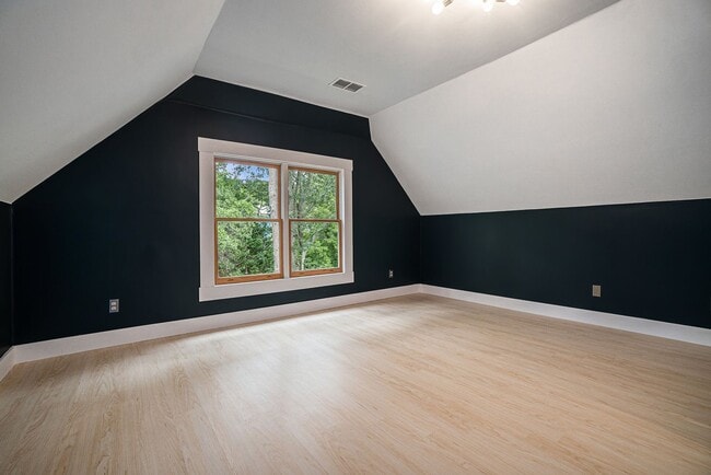 Building Photo - Charleston-Style East Atlanta Entertainer'...