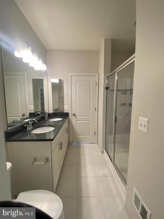 Building Photo - 8929 Quarry Rd