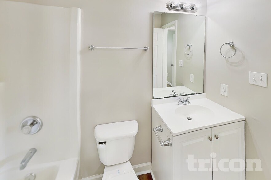 Building Photo - 4310 Windjammer Ct SW