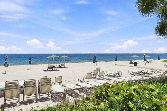 Building Photo - 3550 Galt Ocean Dr