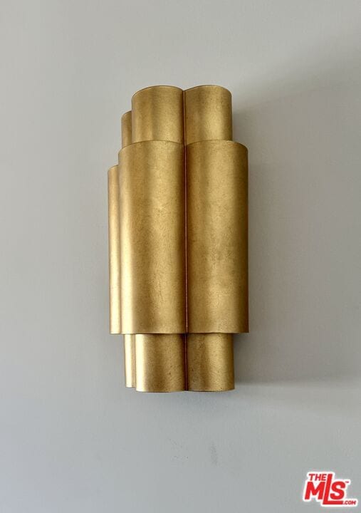 Building Photo - 1302 N Sweetzer Ave