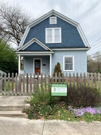 Building Photo - Charming Historical Renovated 3 bedroom 2 ...