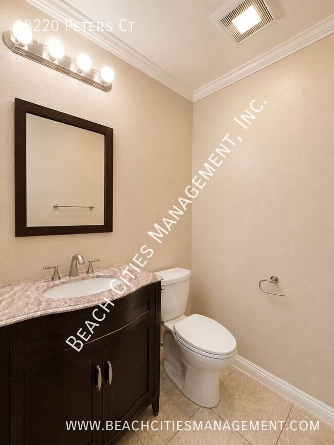 Building Photo - 18220 Peters Ct