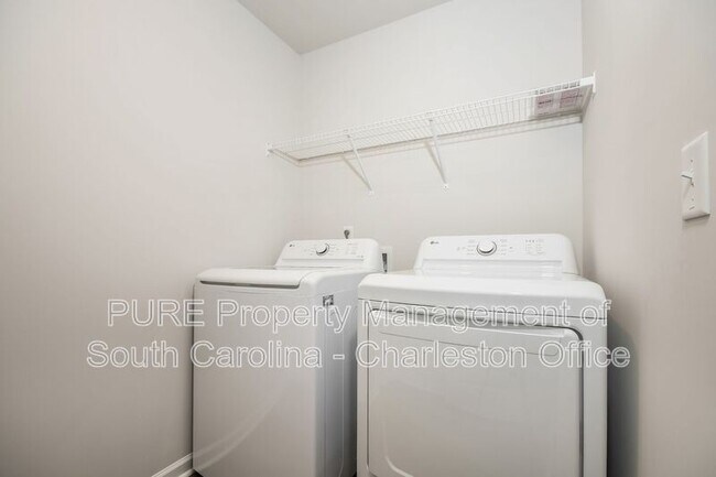 Building Photo - 159 Fern Brg Dr